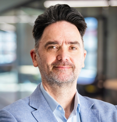 Portrait of Dr. Jeremy Weate